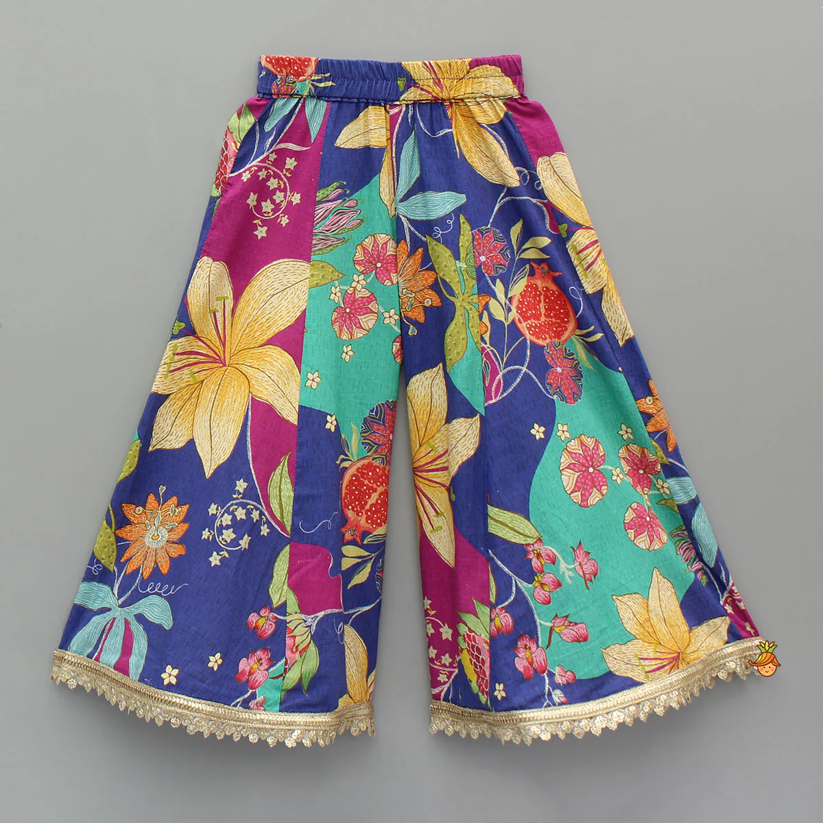 Floral Printed Ruffle Detailed Kurti And Flared Palazzo - Image 4