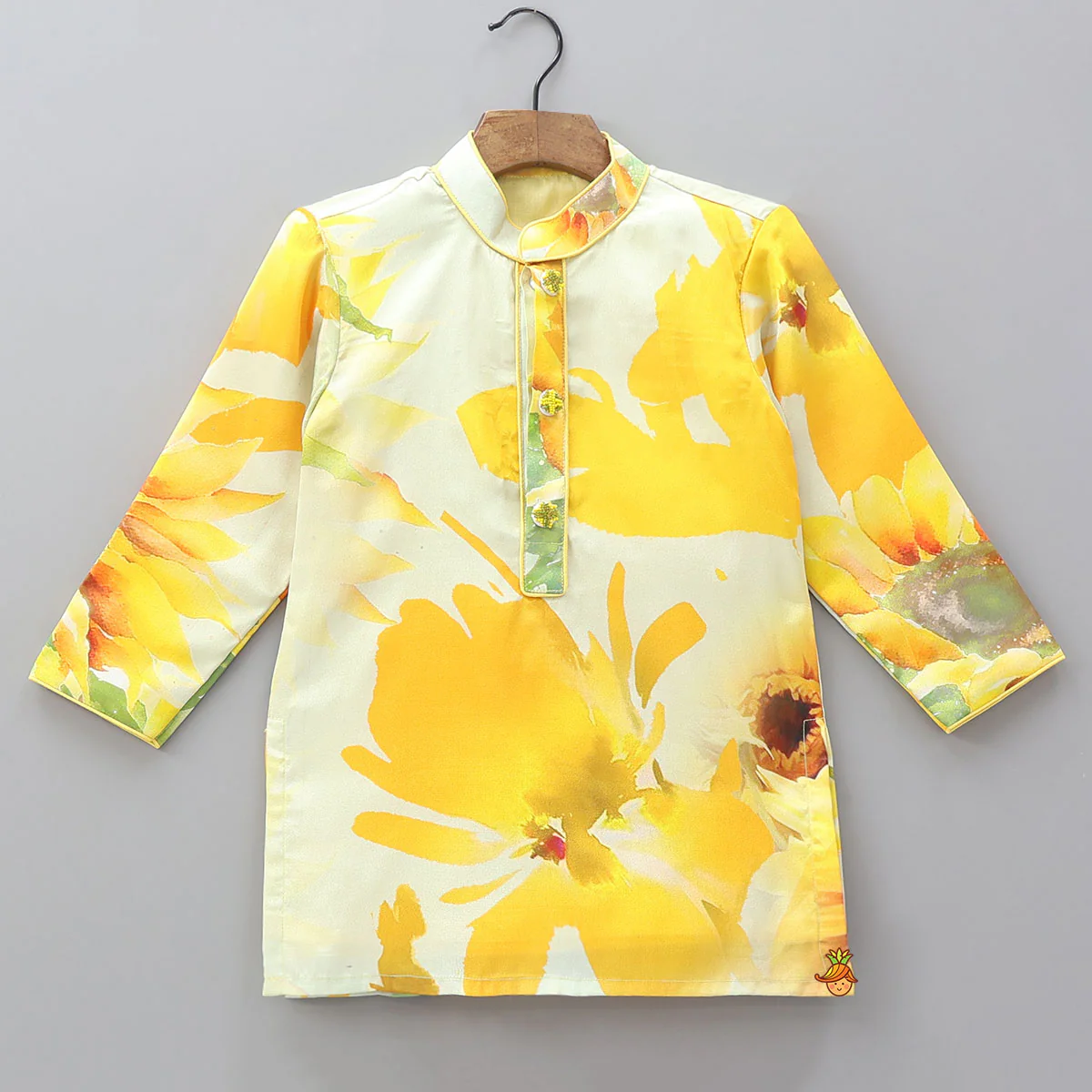 Floral Printed Sheen Kurta And Pyjama - Image 3