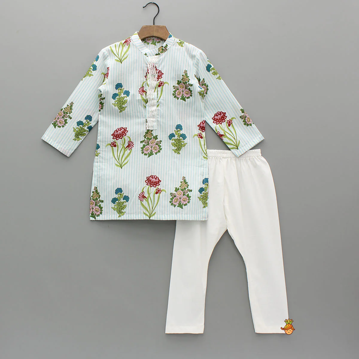 Floral Printed Striped Kurta With Front Open Floral Jacket And Pyjama - Image 3