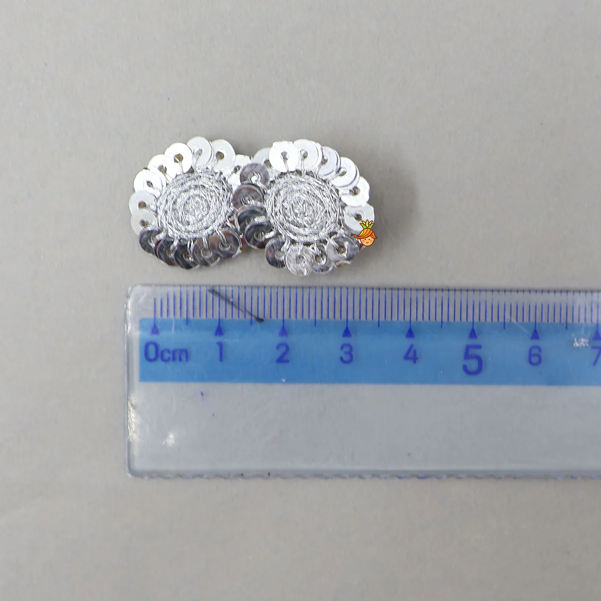 Floral Sequins Hair Clip - Set Of 3 - Image 4