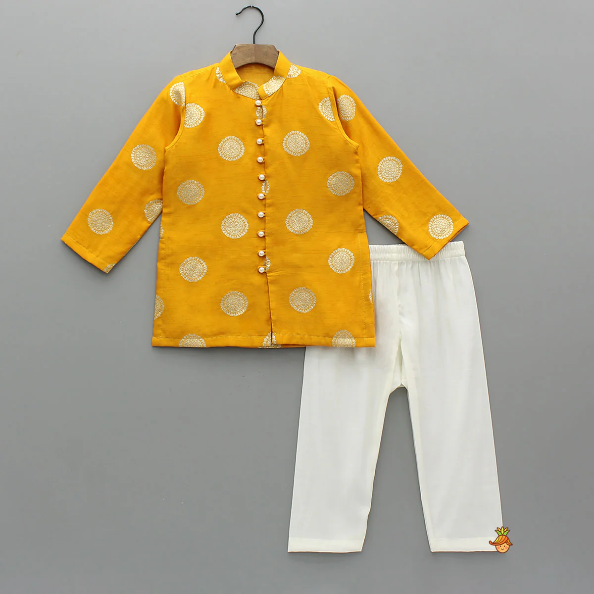 Front Open Ethnic Kurta And Pyjama