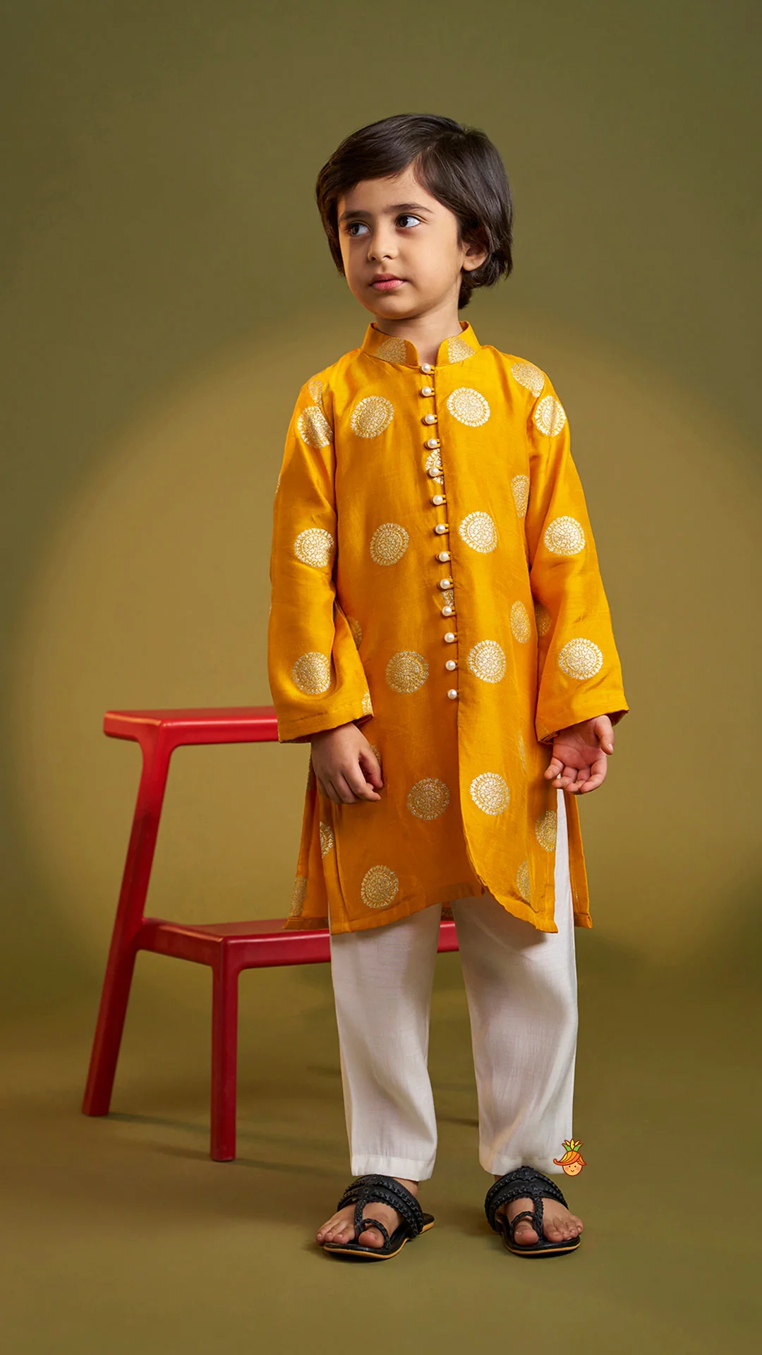 Front Open Ethnic Kurta And Pyjama - Image 3