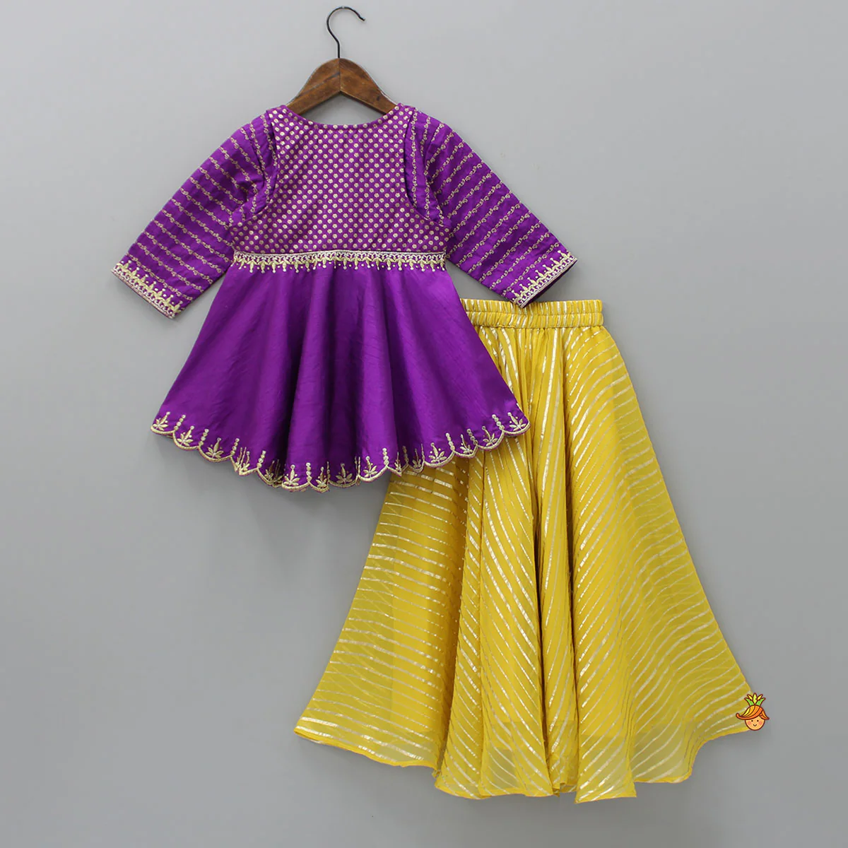 Front Open Purple High Low Top And Lurex Striped Palazzo - Image 2