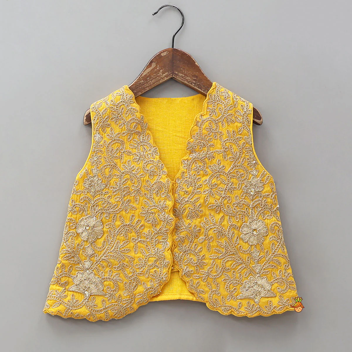 Front-Open Scalloped Design Shimmery Top And Palazzo - Image 3
