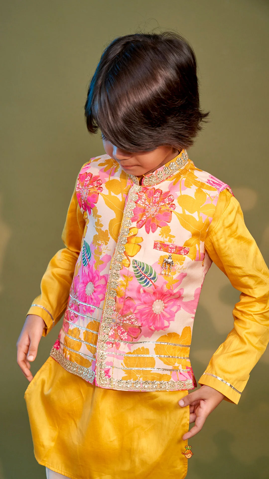 Front Placket Kurta With Floral Printed Multicolour Jacket And Pyjama - Image 6