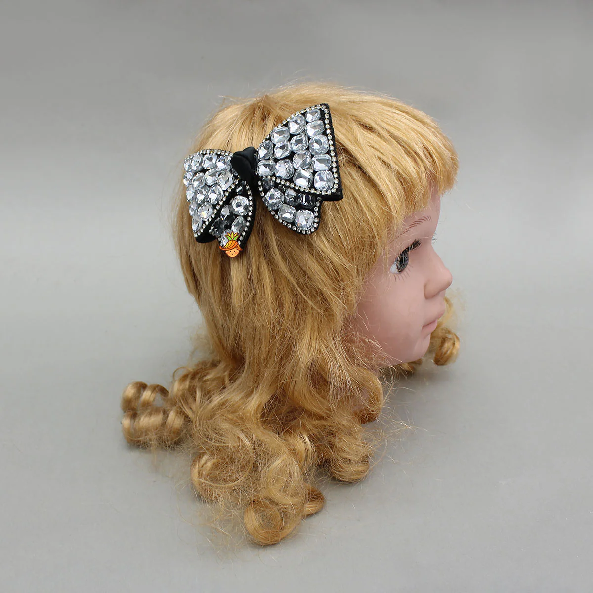 Glass Crystal Beads Embellished Bow Hair Clip - Image 5