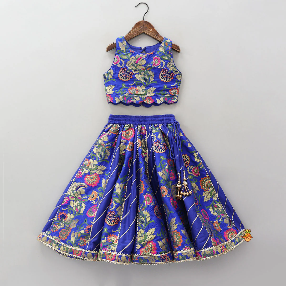 Gorgeous Brocade Crop Top And Lehenga With Matching Dupatta - Image 3