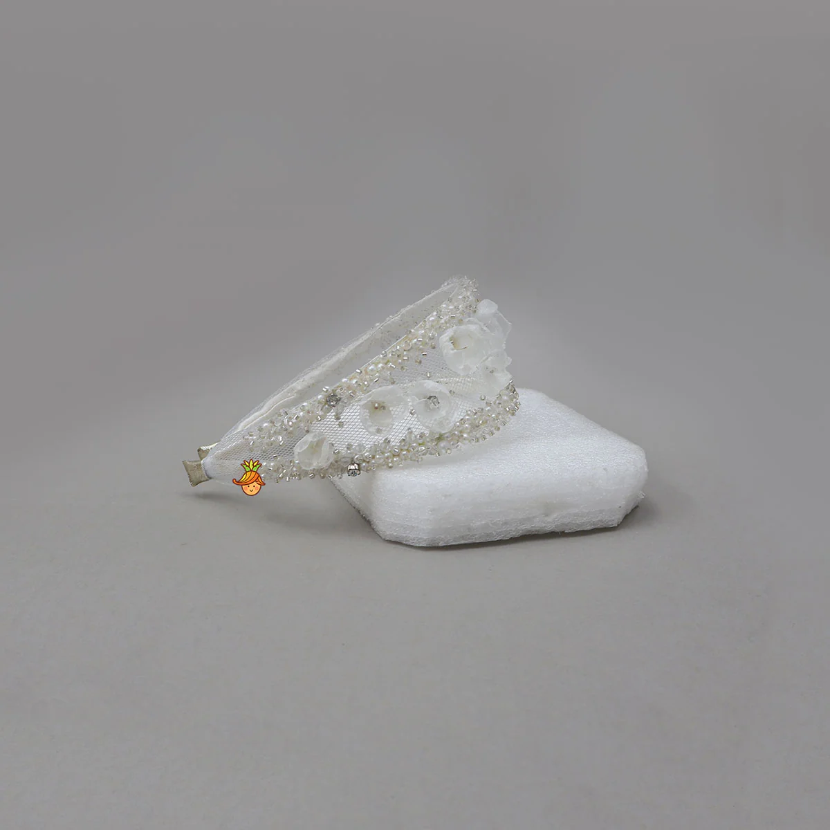 Gorgeous Net Hair Band With Fabric Flower Embellishments - Image 3