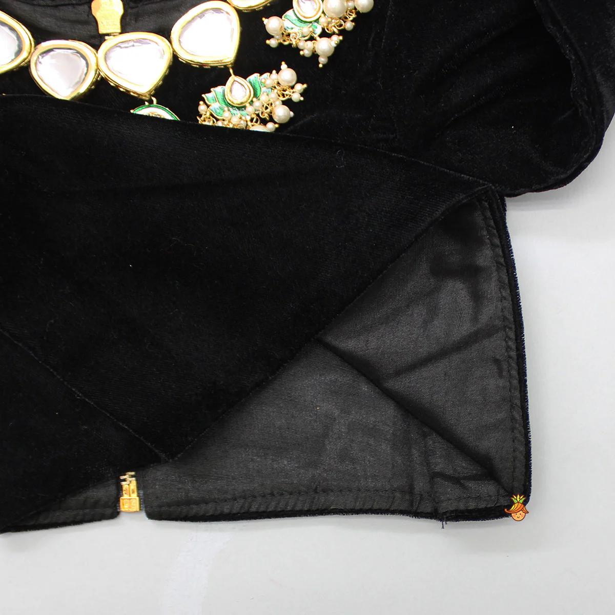 Gorgeous Studded Black Velvet Top With Brocade Embroidered Lehenga And Shimmery Dupatta With Potli Bag - Image 9