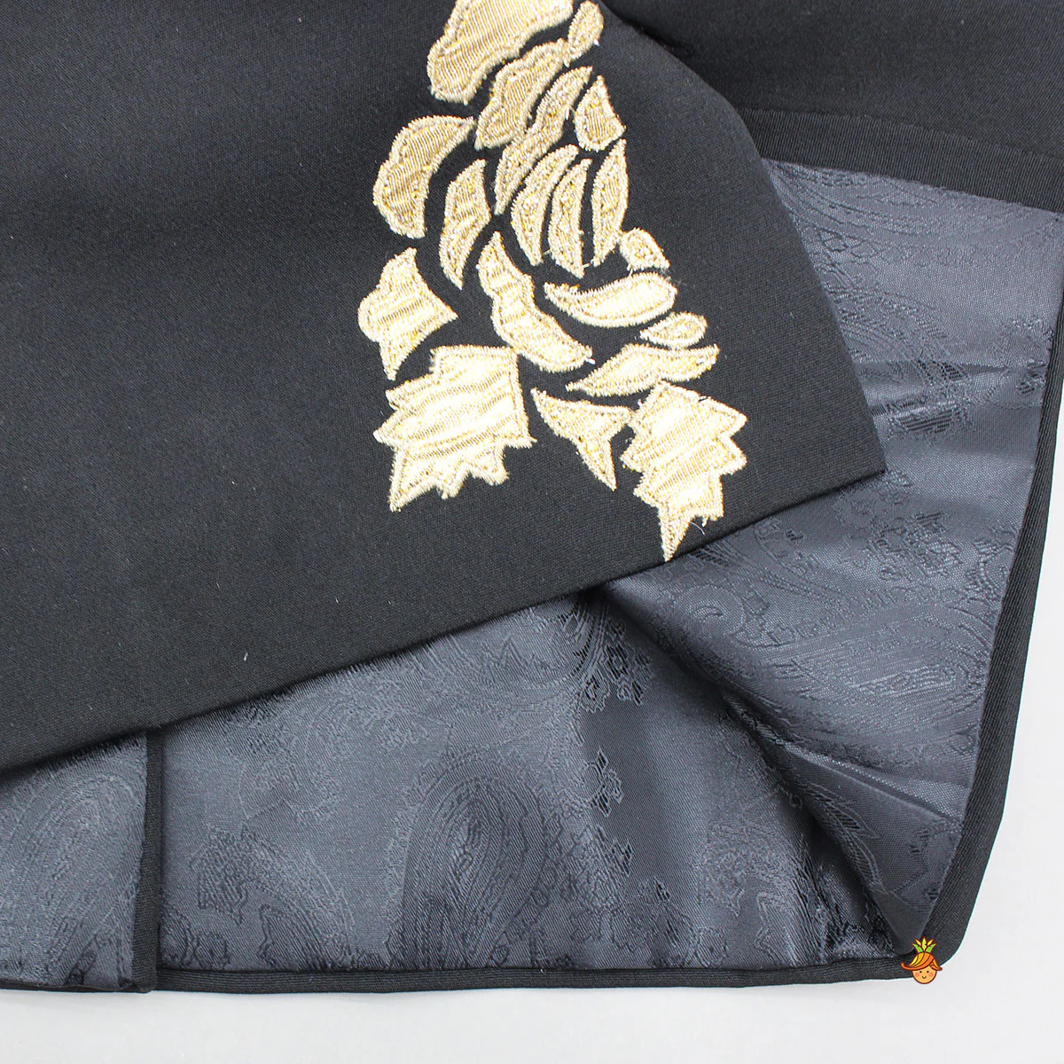 Gota Applique Black Sherwani With Pant - Image 5