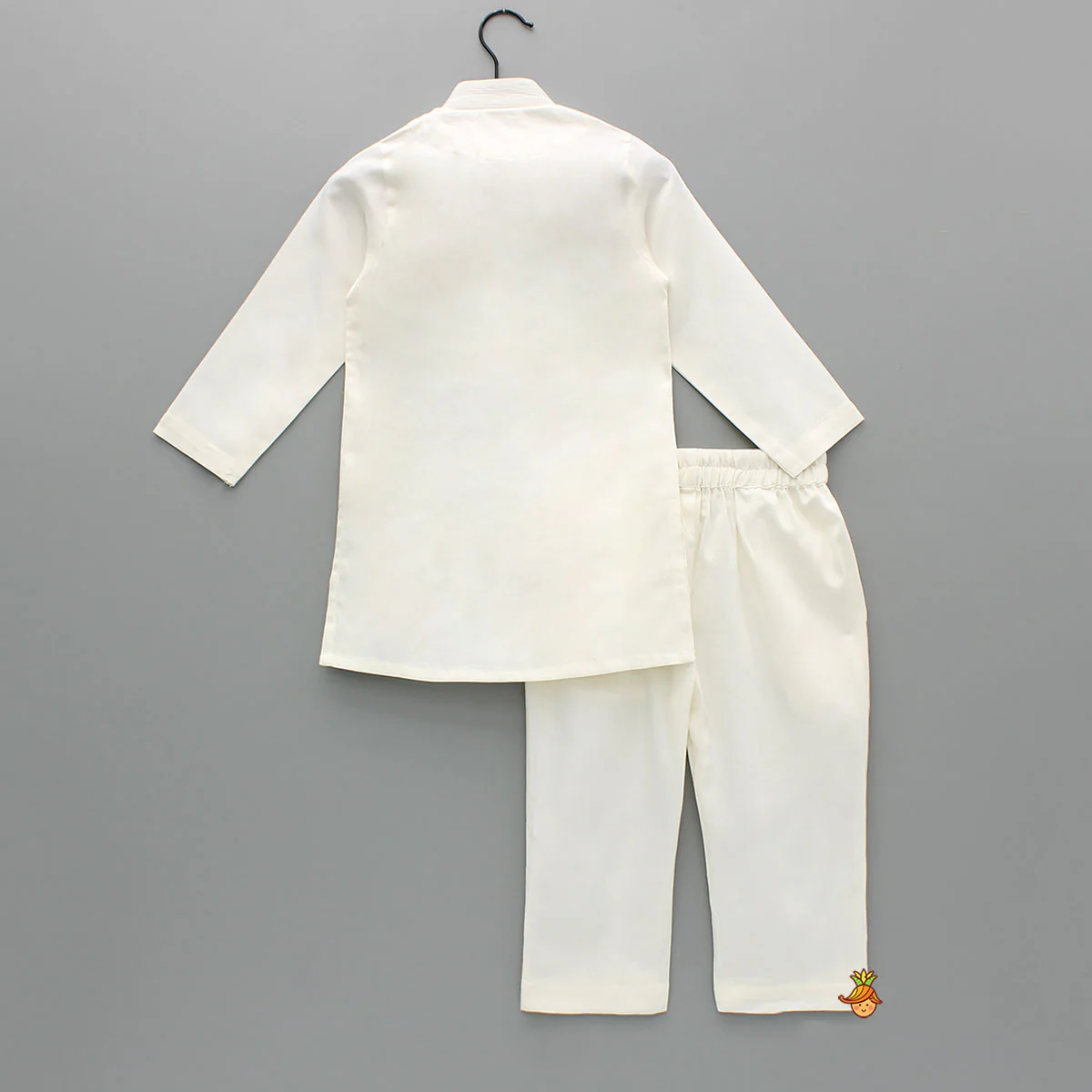 Gota Lace Detailed Kurta And Pyjama - Image 2