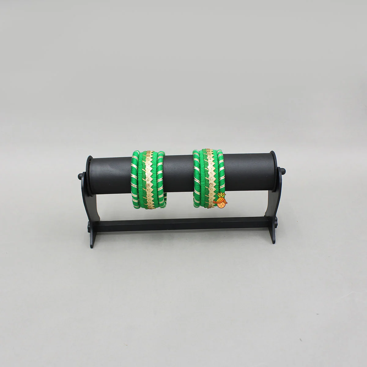 Gota Lace-Embellished Green Thread Bangles - Image 5