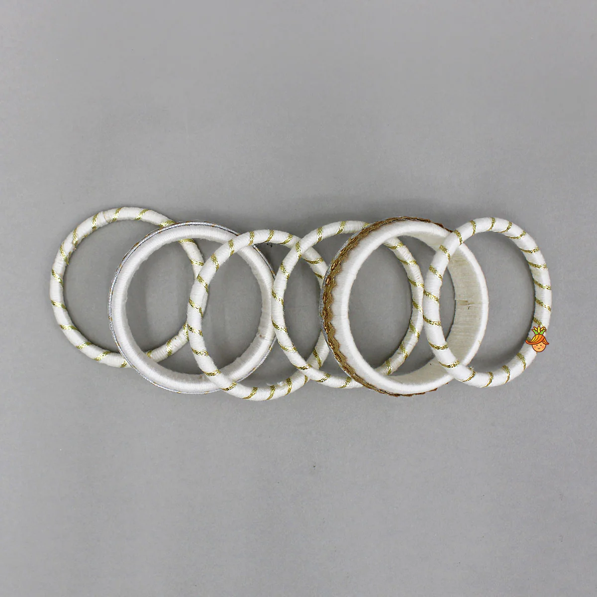Gota Lace-Embellished Off White Thread Bangles - Image 3