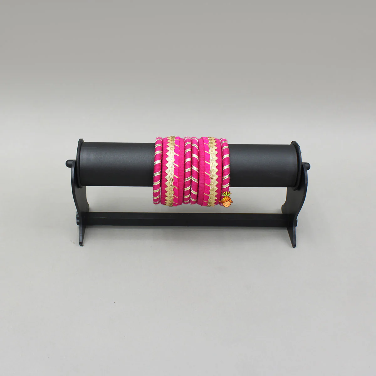 Gota Lace-Embellished Pink Thread Bangles - Image 4