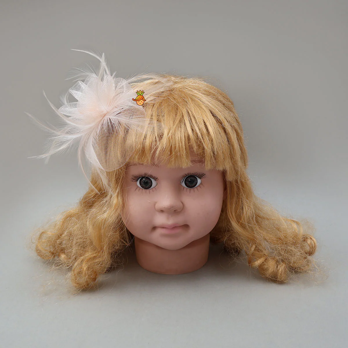 Graceful Floral Hair Clip - Image 4