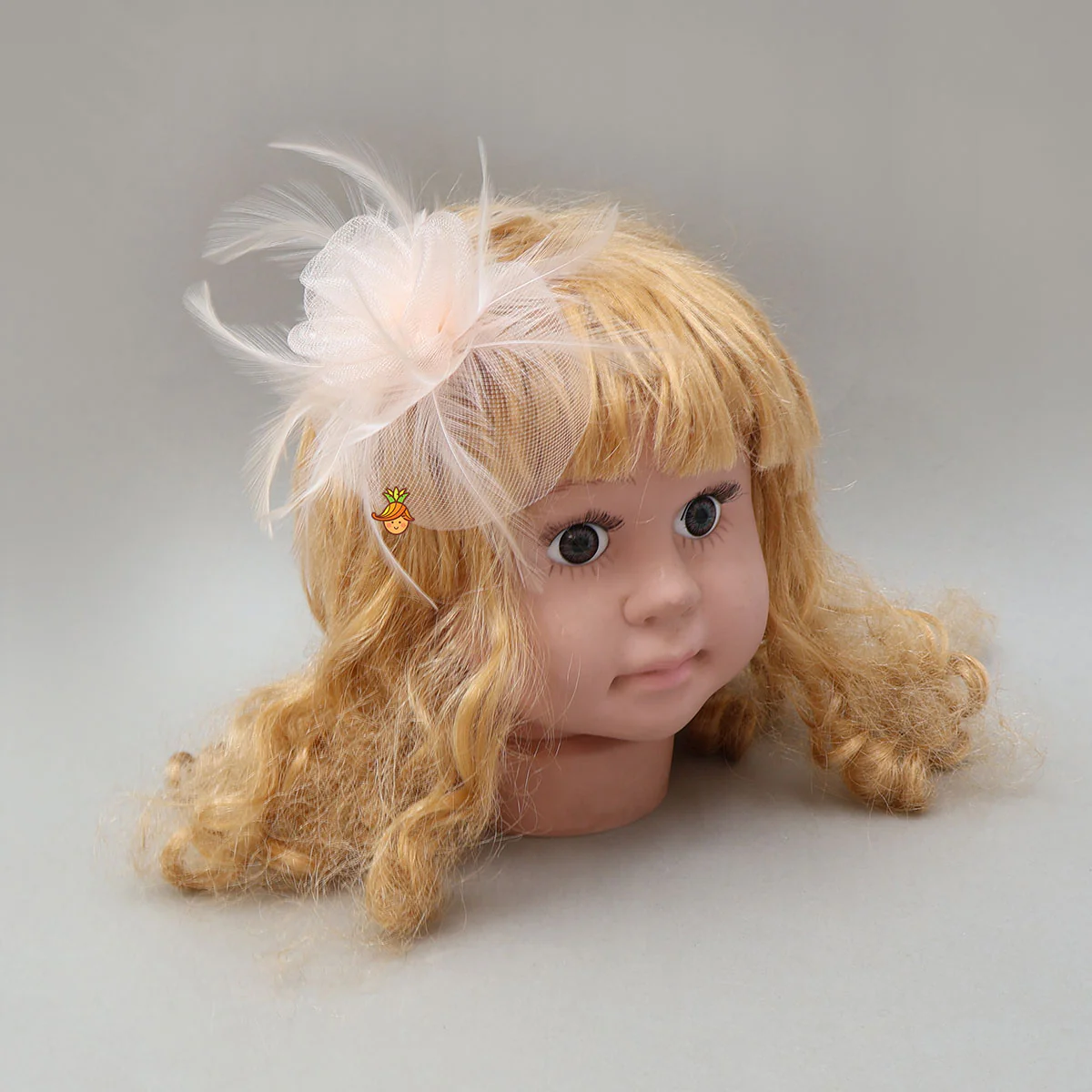 Graceful Floral Hair Clip - Image 5