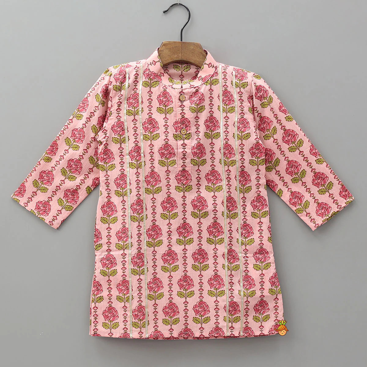Graceful Floral Printed Kurta And Pyjama - Image 3