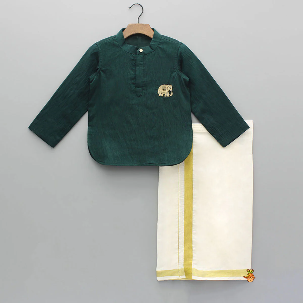 Green Kurta With Adjustable Cream Lungi