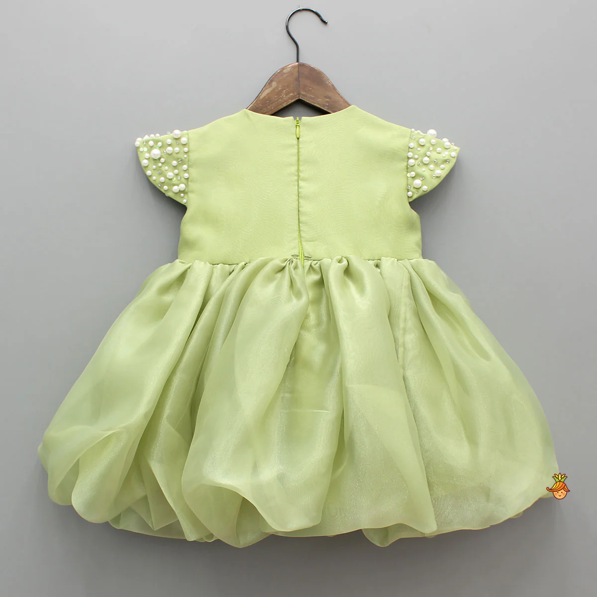 Green Embellished Dress With Detachable Bow - Image 3