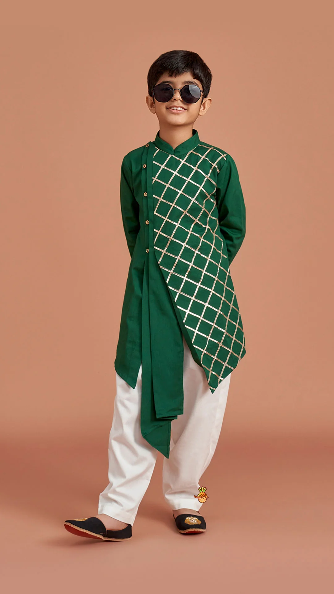 Green Pleated Asymmetric Stylish Kurta With Pant - Image 2