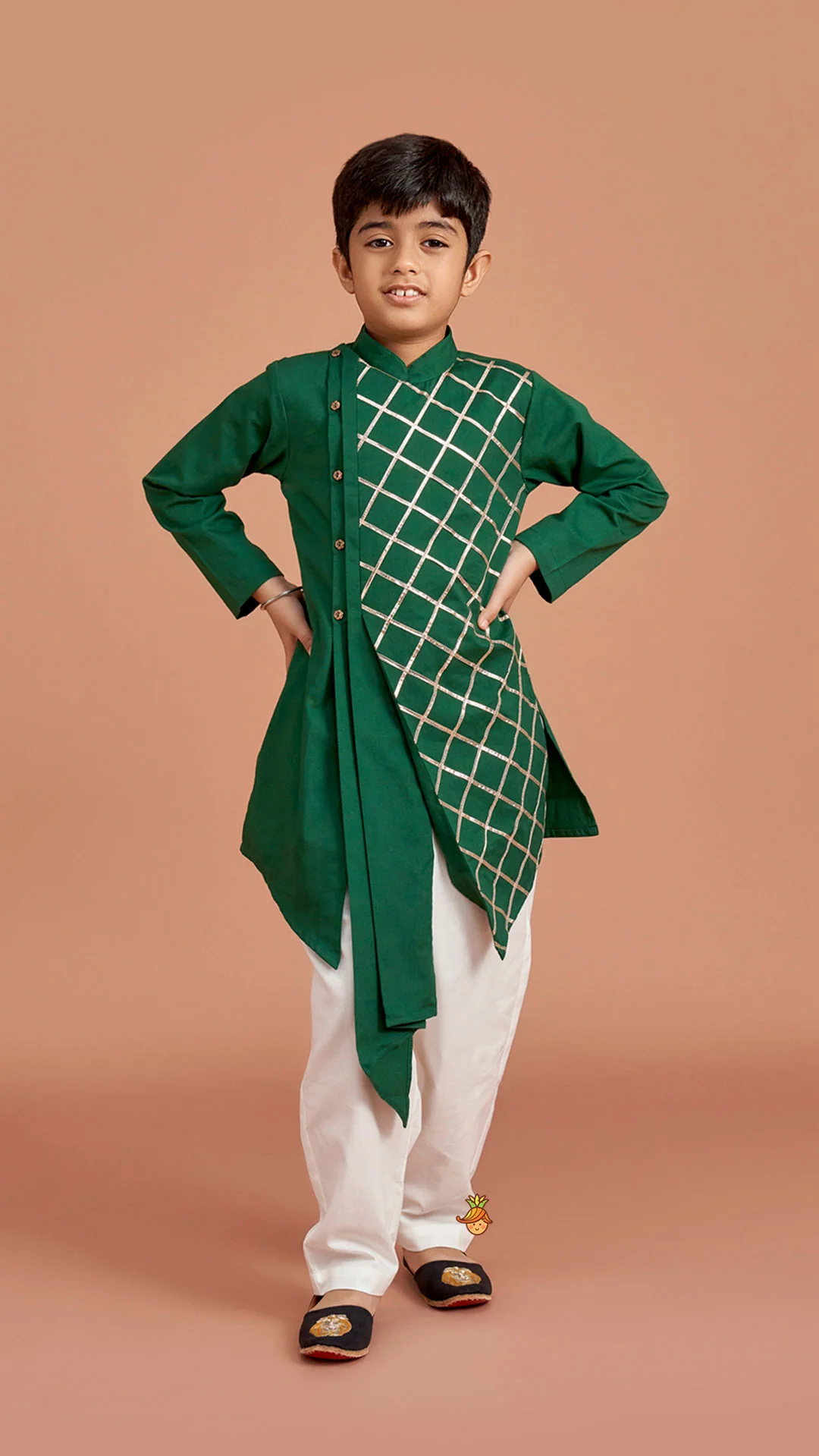 Green Pleated Asymmetric Stylish Kurta With Pant - Image 3
