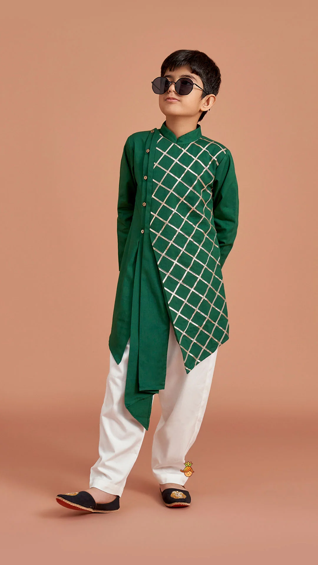 Green Pleated Asymmetric Stylish Kurta With Pant - Image 5