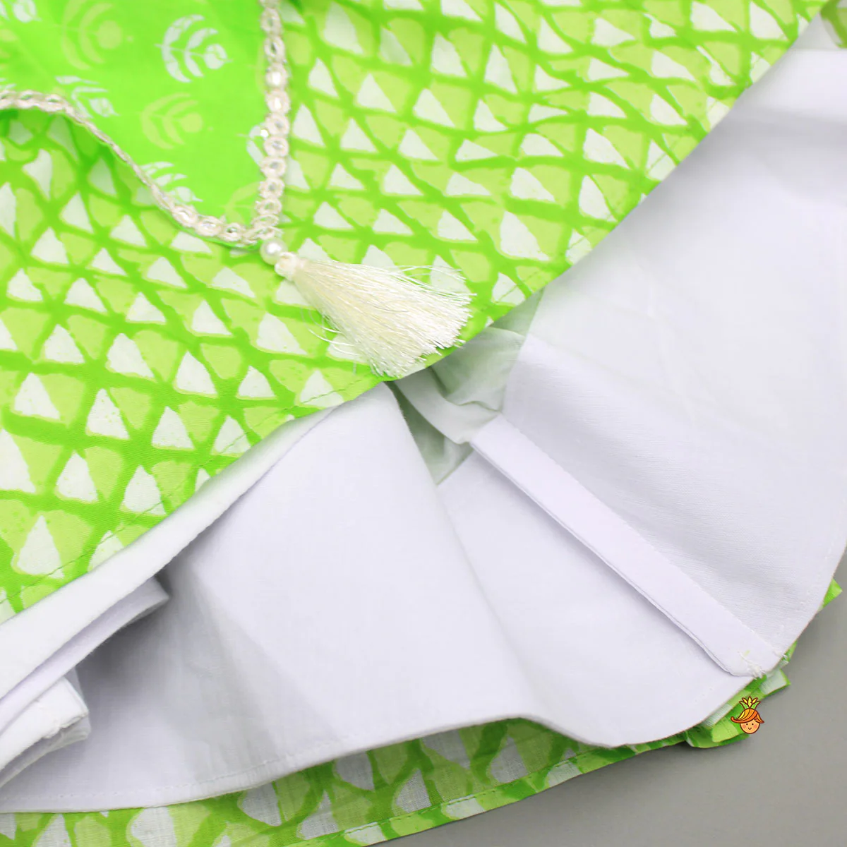 Green Printed Kurti With Faux Mirror Work Flap - Image 4