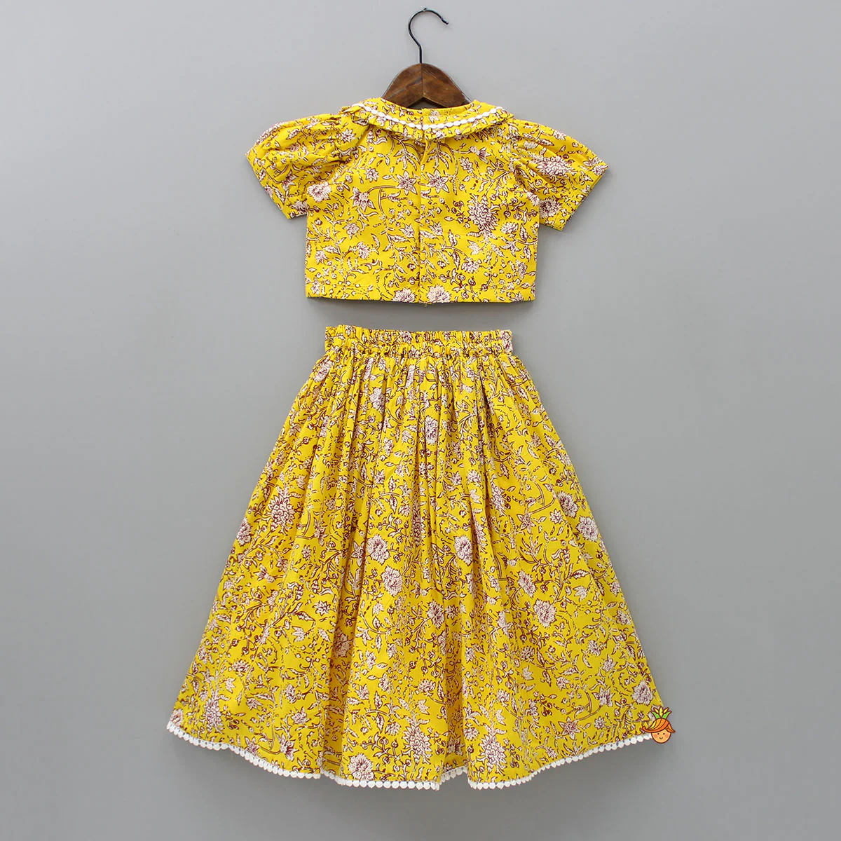 Hand Block Floral Printed Peter Pan Collar Detailed Top And Lehenga With Attached Sling Bag - Image 2