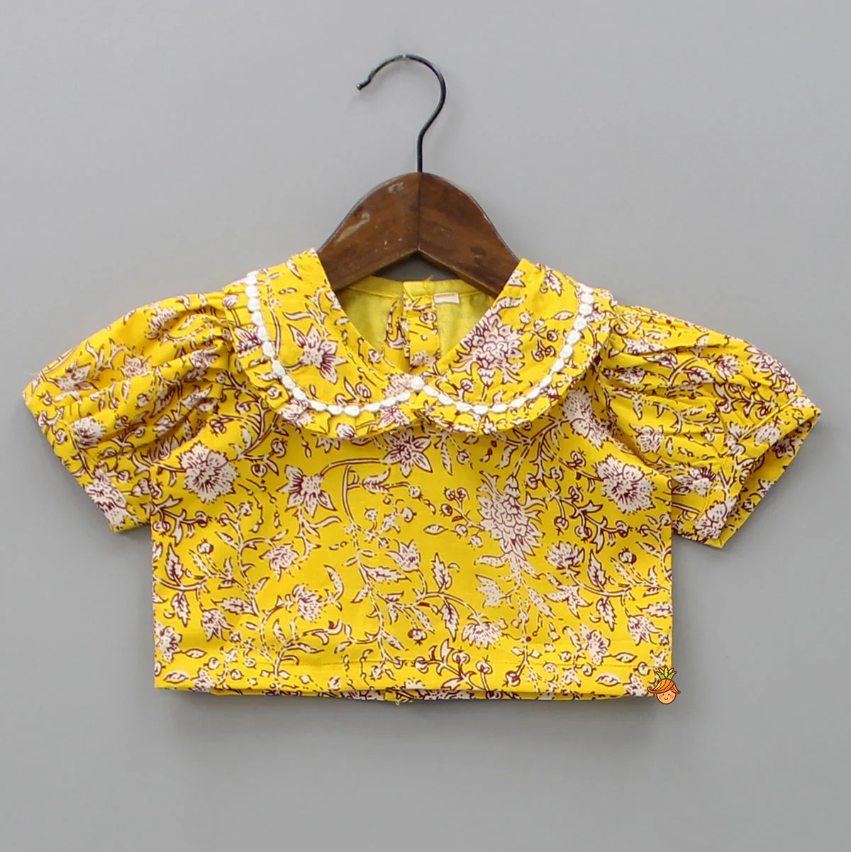 Hand Block Floral Printed Peter Pan Collar Detailed Top And Lehenga With Attached Sling Bag - Image 3