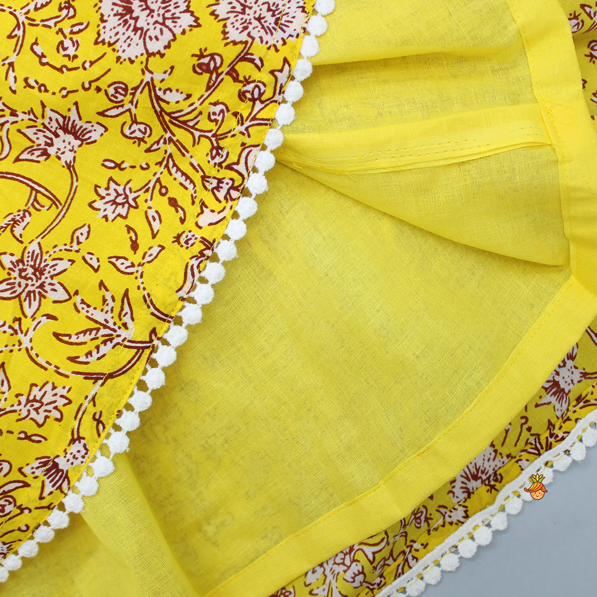 Hand Block Floral Printed Peter Pan Collar Detailed Top And Lehenga With Attached Sling Bag - Image 6
