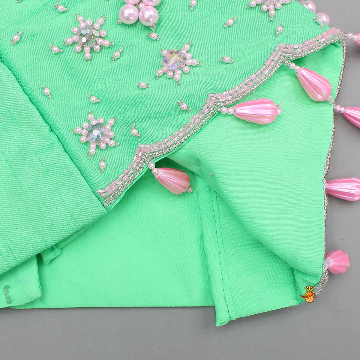 Hand-Embroidered Top With Stylish Lehenga And Matching Stole - Image 6