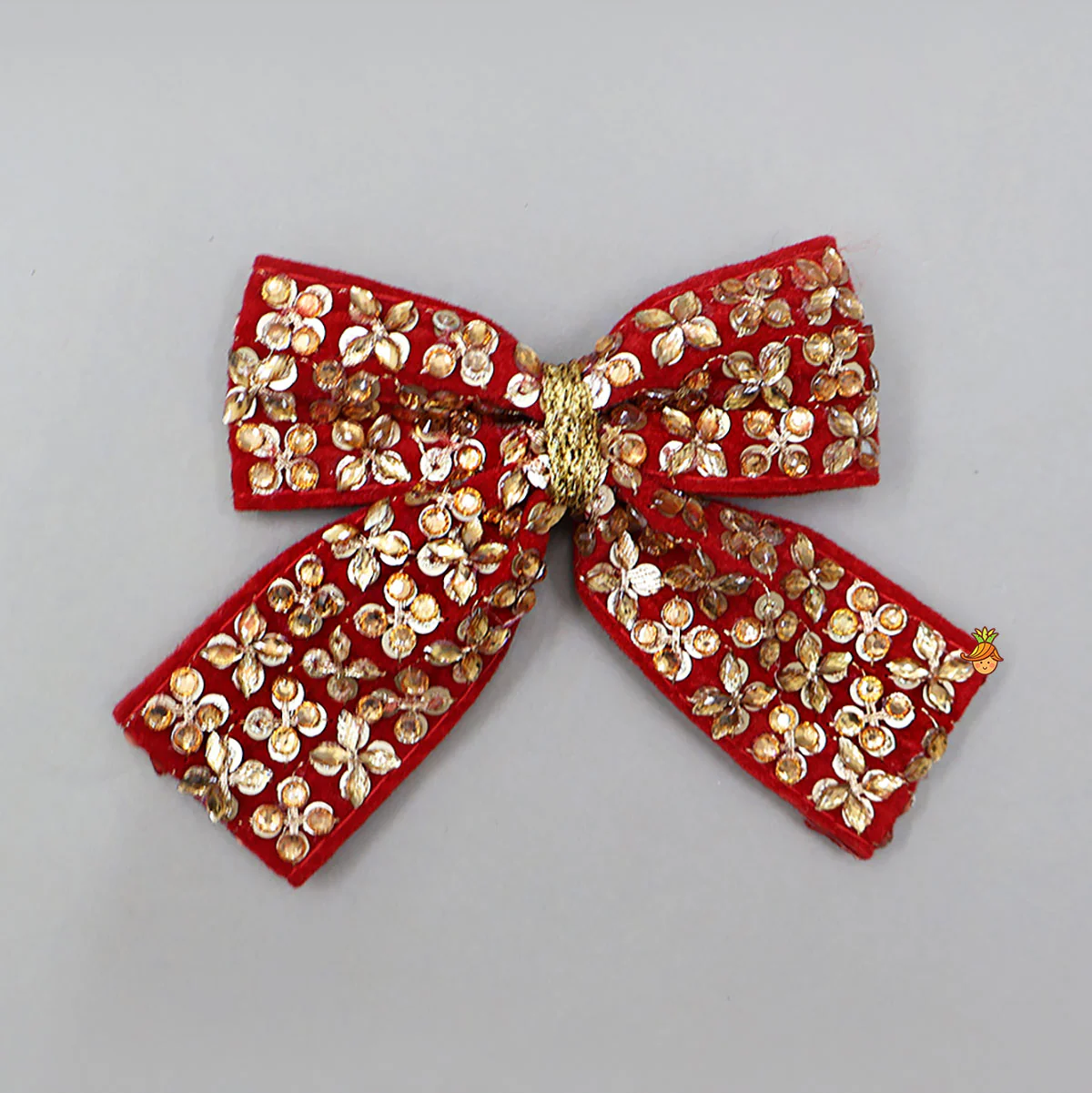 Intricately Embroidered Eye-Catching Hair Clip - Image 3