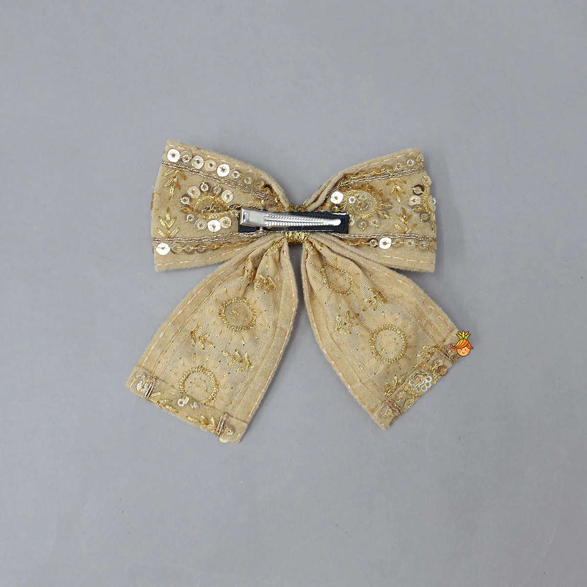 Intricately Embroidered Eye-Catching Velvet Hair Clip - Image 2