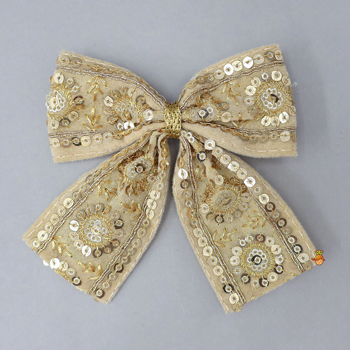 Intricately Embroidered Eye-Catching Velvet Hair Clip - Image 3