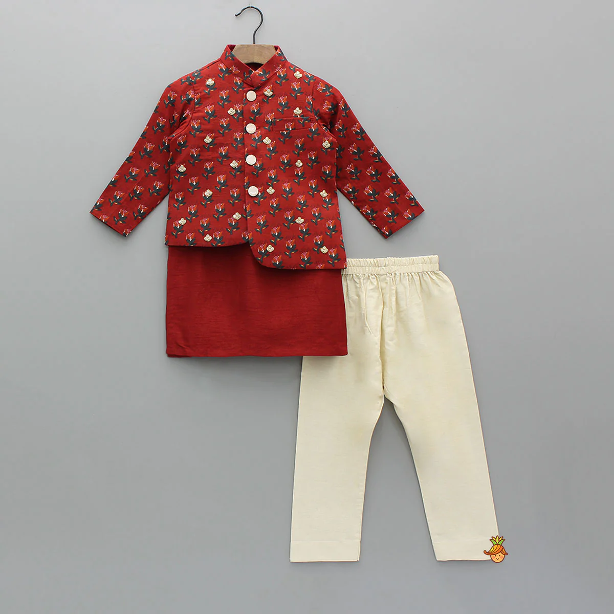 Kurta With Pocket-Detail Asymmetric Jacket And Pyjama