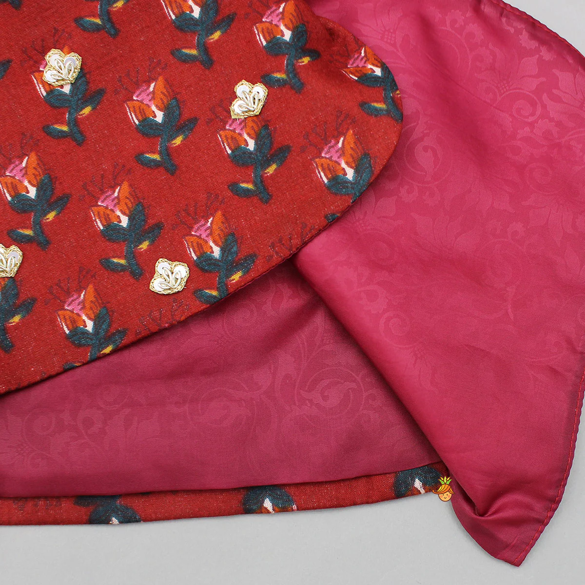 Kurta With Pocket-Detail Asymmetric Jacket And Pyjama - Image 8