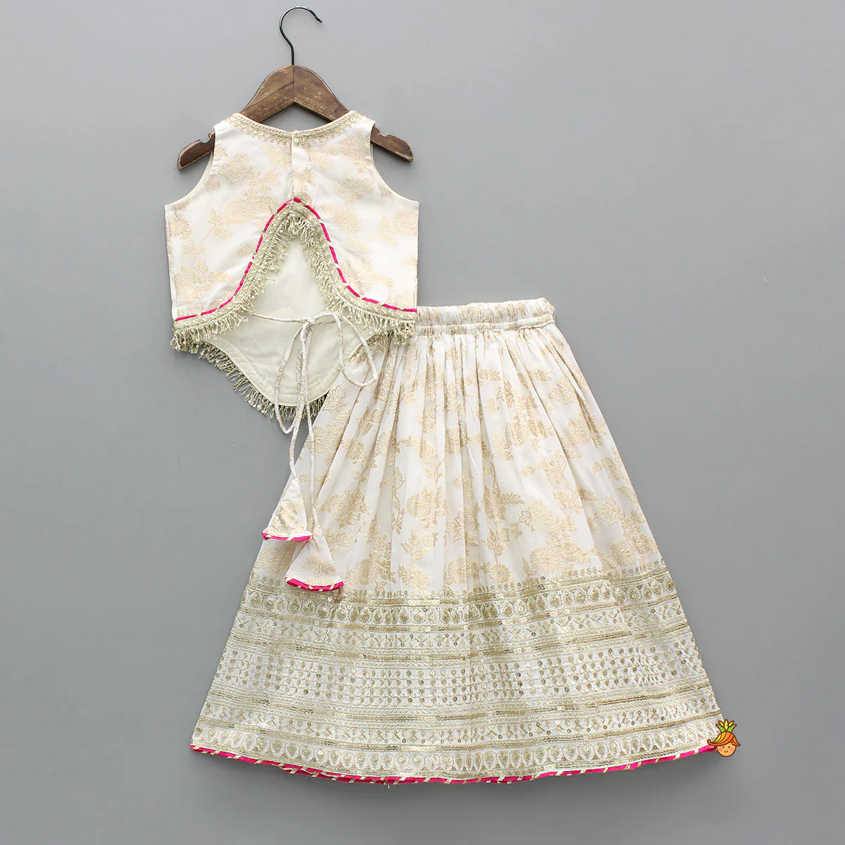 Lace Adorned Floral Sleeveless Top With Sequin Detailed Lehenga - Image 2