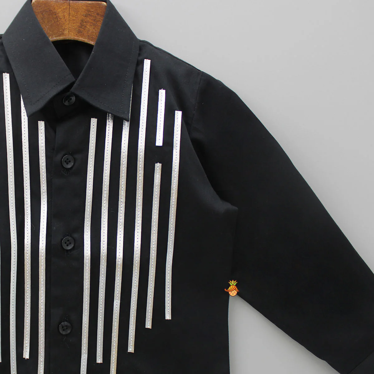 Lace Detail Stylish Black Shirt - Image 3