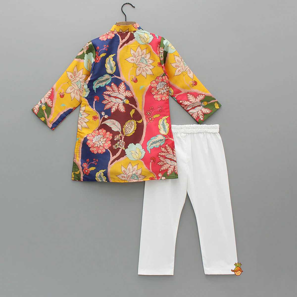 Lace-Detailed Floral Printed Kurta With Pyjama - Image 2
