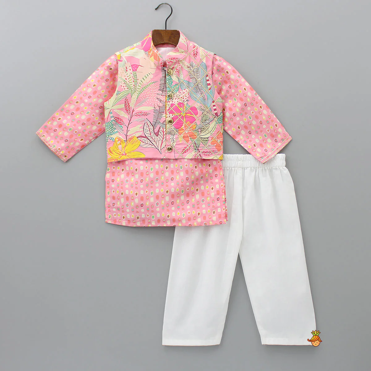 Lace Detailed Front Placket Mandarin Collar Pink Kurta With Floral Jacket And Pyjama