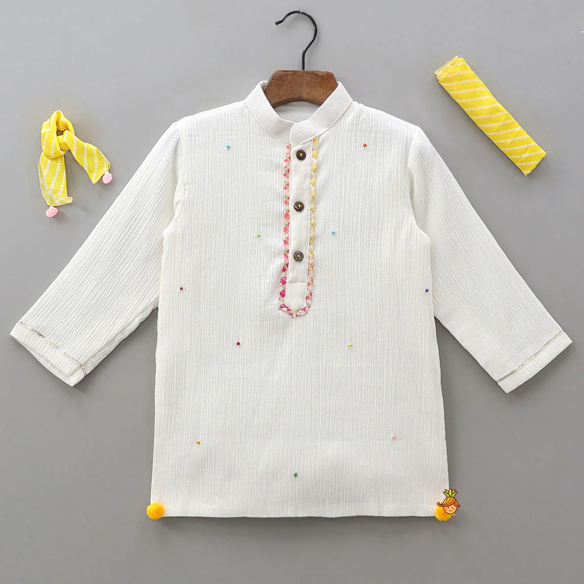 Lace Detailed Kurta With Contrasting Bandana