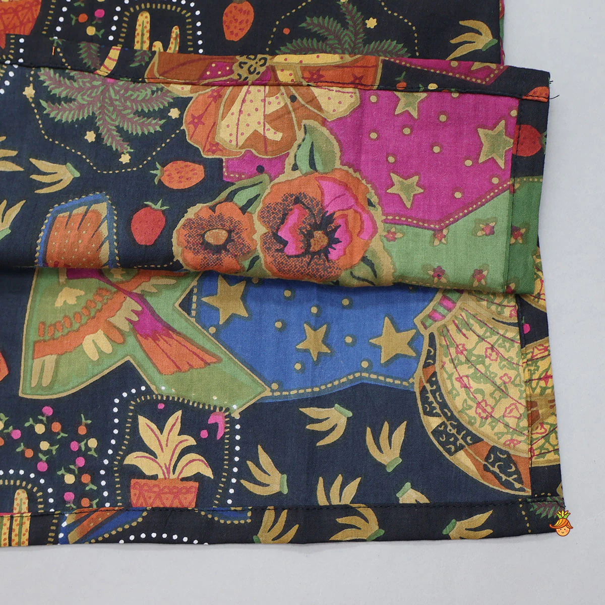Lace Work Printed Kurta With Pyjama - Image 5