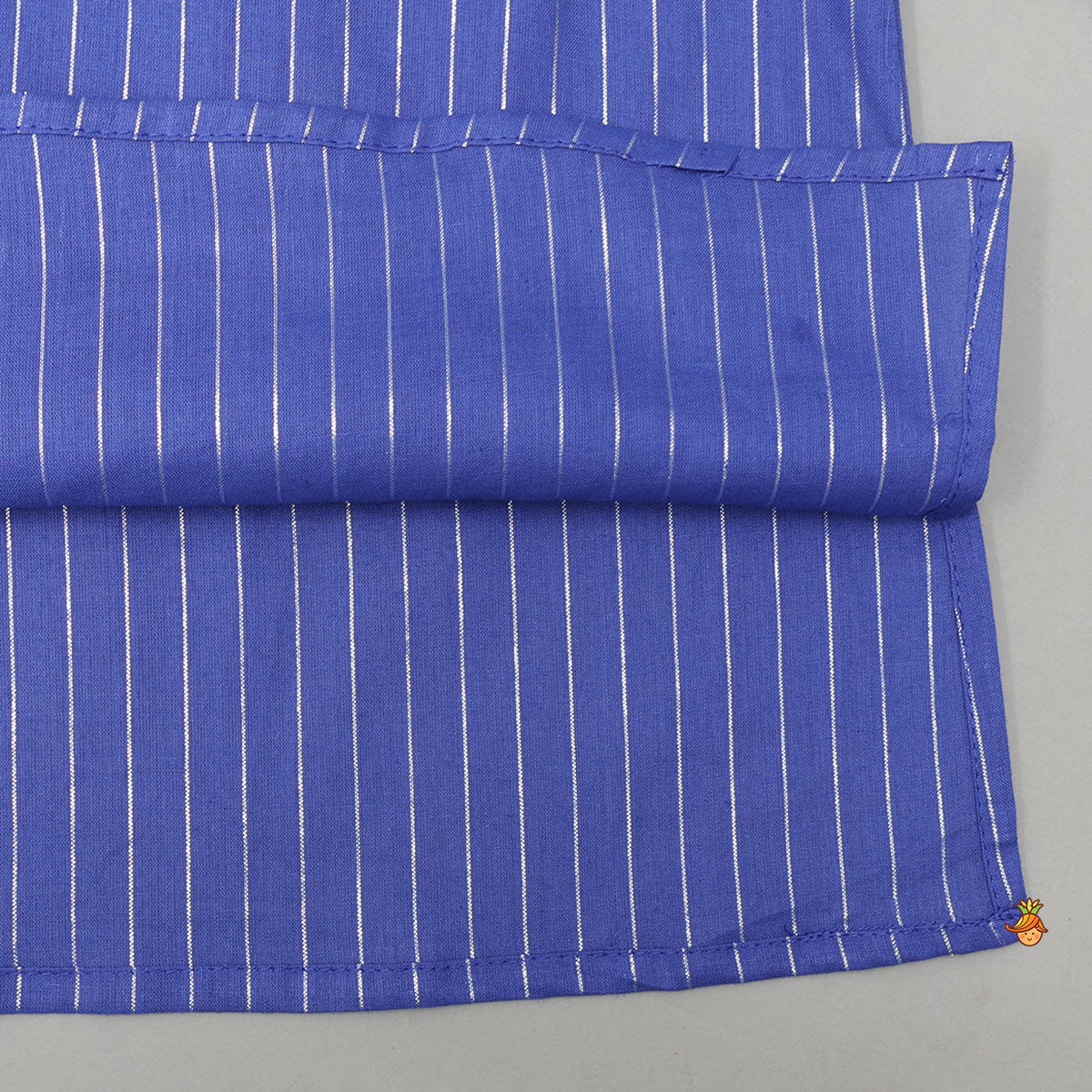 Lurex Stripe Detailed Ethnic Kurta And Pyjama - Image 5