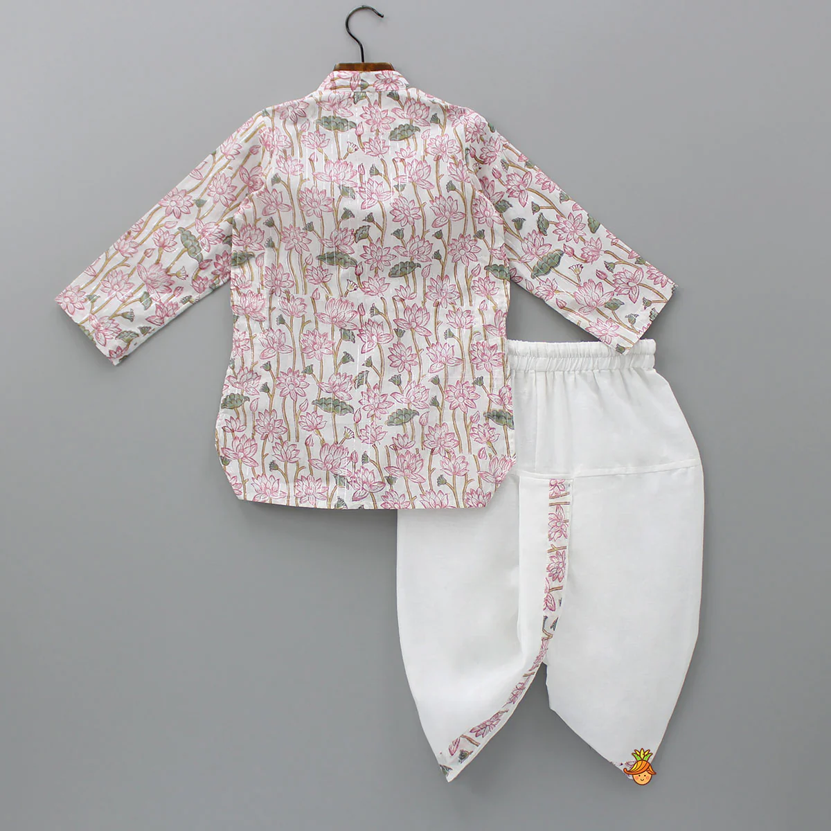 Lurex Striped Hand Block Floral Printed Stylish Pink Kurta And Dhoti - Image 2