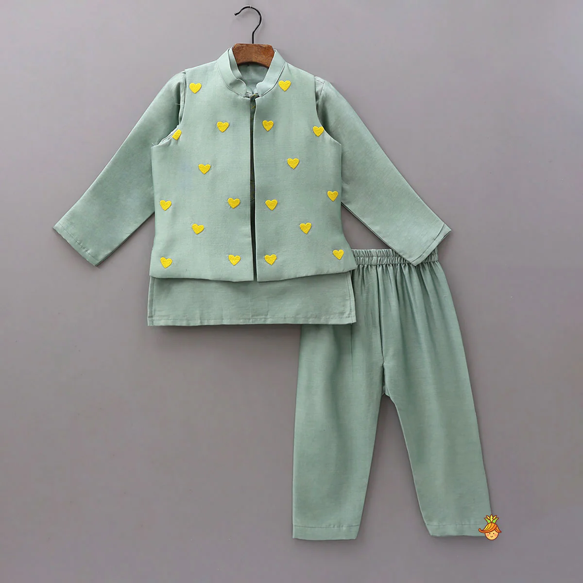 Mandarin-Collar Kurta With Heart-Embroidered Jacket And Pyjama