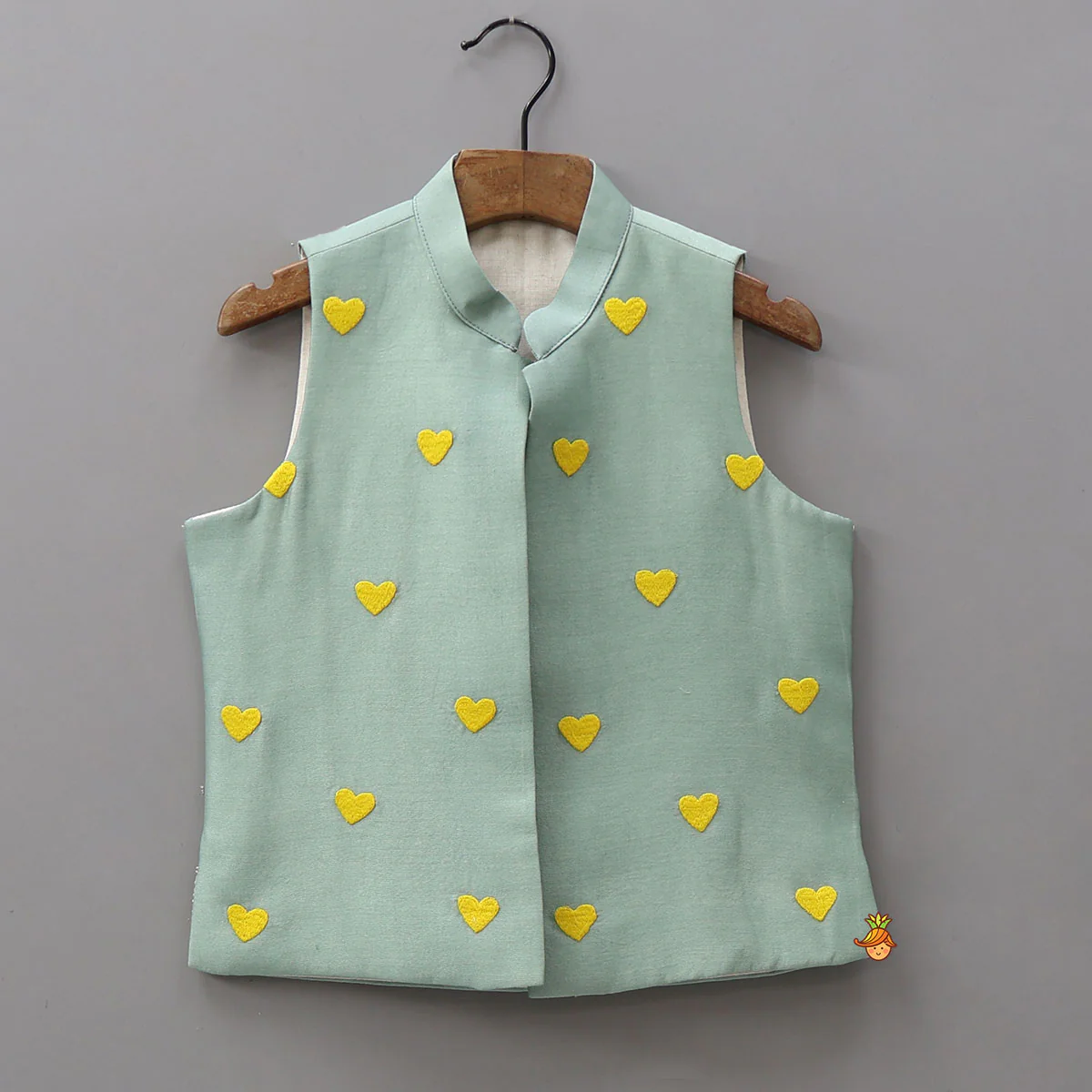 Mandarin-Collar Kurta With Heart-Embroidered Jacket And Pyjama - Image 6