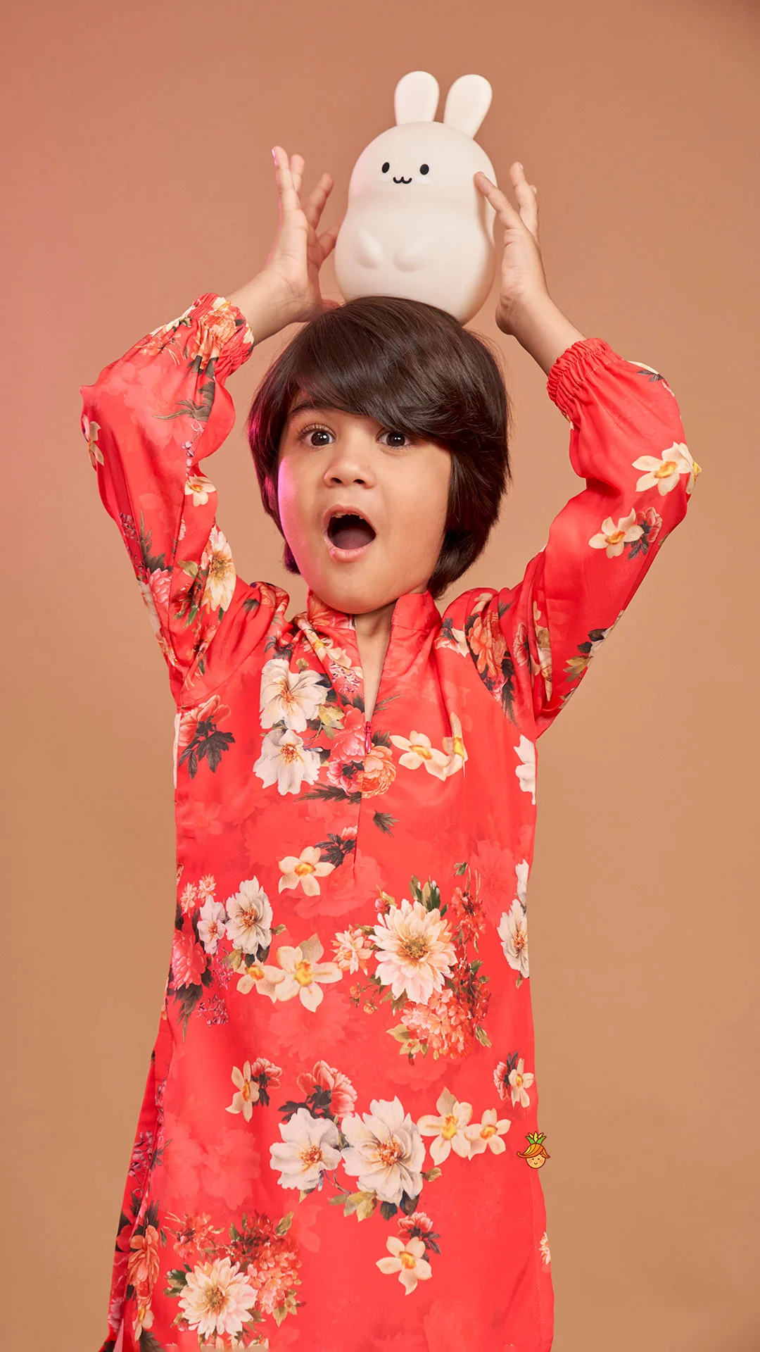 Multicolour Floral Printed Kurta With Jogger Style Pyjama - Image 4
