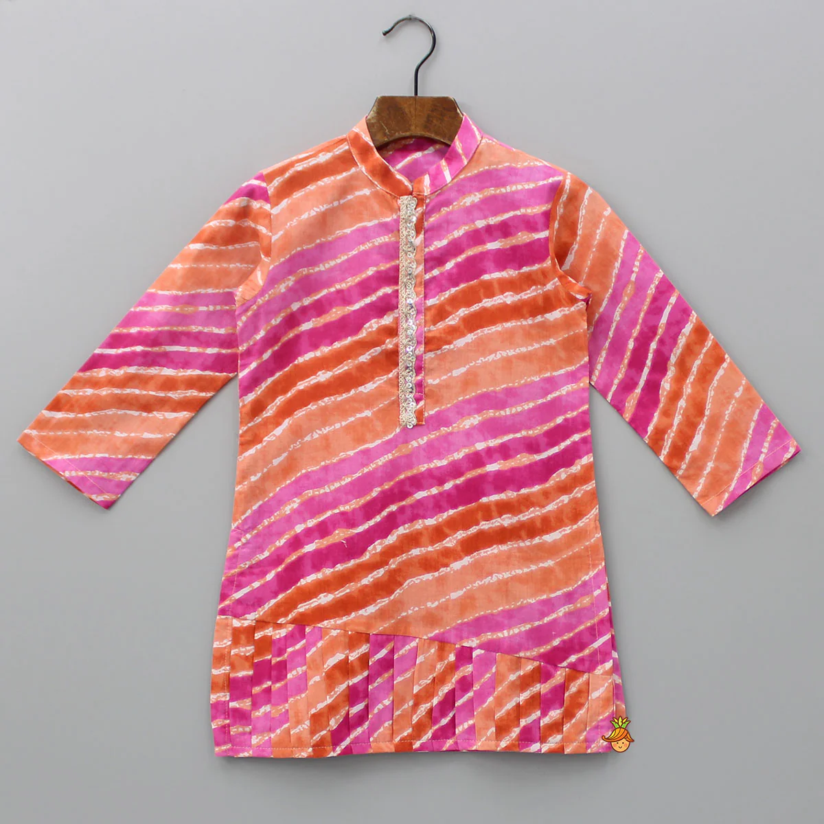 Multicolour Leheriya Printed Kurta With Pleated Hem And Pyjama - Image 3