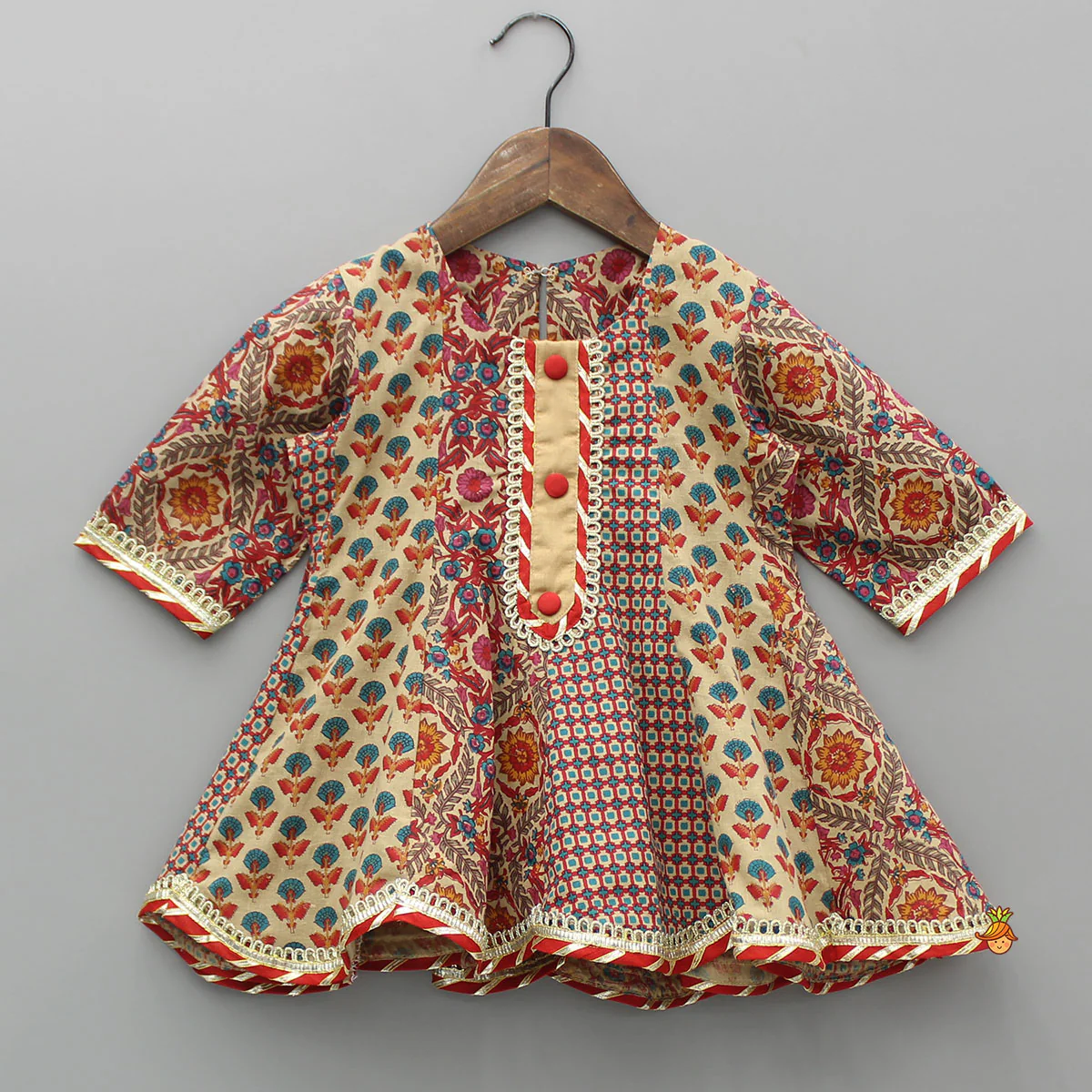 Multicolour Printed Kurti And Dhoti With Dupatta - Image 4