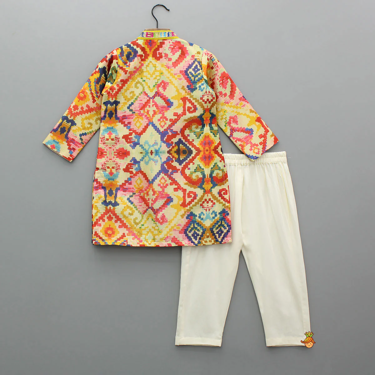 Multicolour Printed Pleated Pin Tuck Detailed Kurta With Pyjama - Image 2